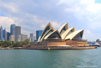 SIDNEY OPERA HOUSE